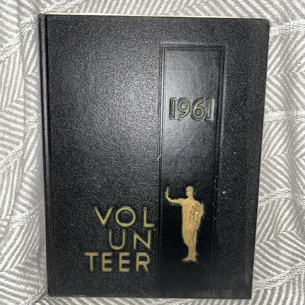 1961 Volunteer University Of Tennessee Knoxville‎ Yearbook Annual Vols